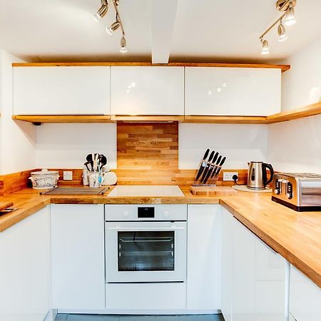 Stunning Seaside Georgian Townhouse With Sea Views Villa Hastings Eksteriør billede