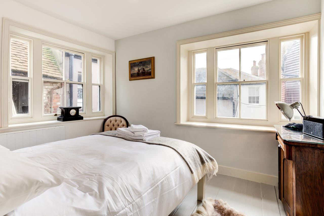 Stunning Seaside Georgian Townhouse With Sea Views Villa Hastings Eksteriør billede