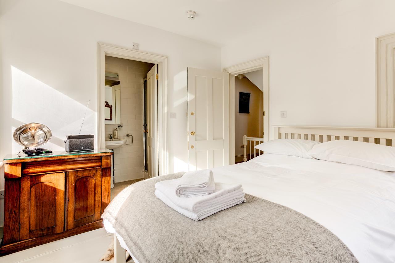 Stunning Seaside Georgian Townhouse With Sea Views Villa Hastings Eksteriør billede